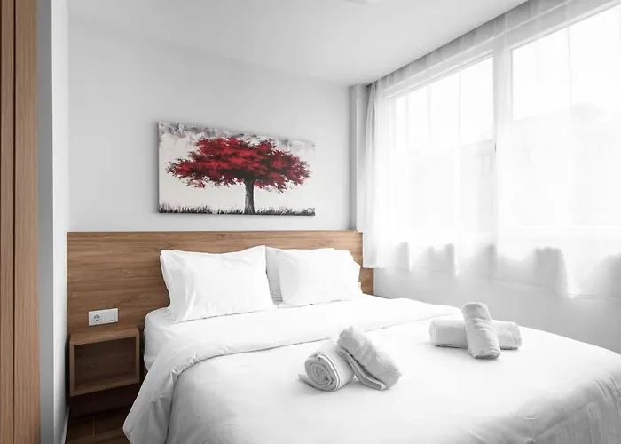 Ultima Suites, Nilie Hospitality Mgmt